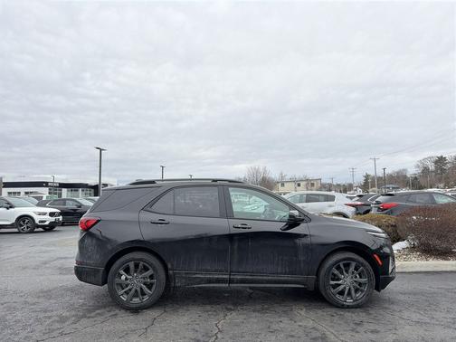 2022 Chevrolet Equinox AWD RS