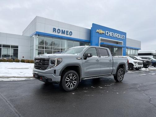 2024 GMC Sierra 1500 AT4