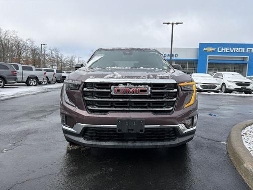 2024 GMC Acadia AWD Elevation