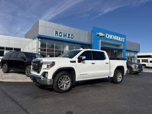 2022 GMC Sierra 1500 SLT