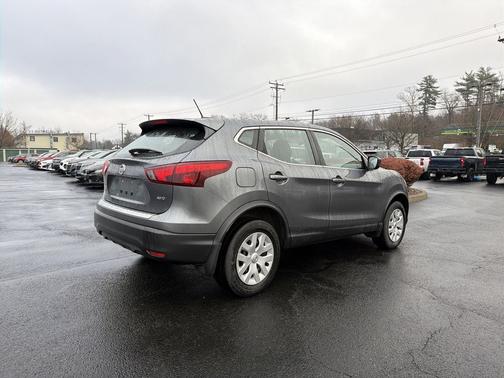 2018 Nissan Rogue Sport S