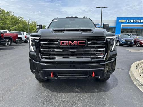 2025 GMC Sierra 2500 AT4