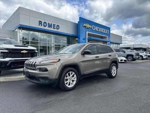 2016 Jeep Cherokee Sport