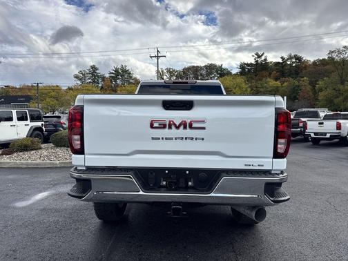 2026 GMC Sierra 2500 SLE