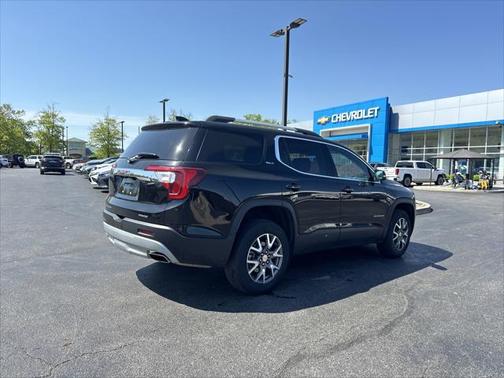 2023 GMC Acadia AWD SLT