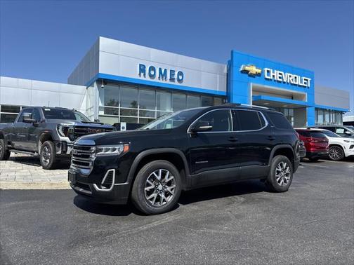 2023 GMC Acadia AWD SLT