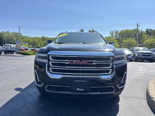 2023 GMC Acadia AWD SLT