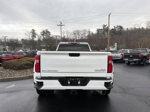 2023 Chevrolet Silverado 3500 High Country