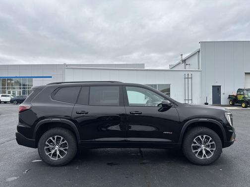 2026 GMC Acadia AT4 AWD