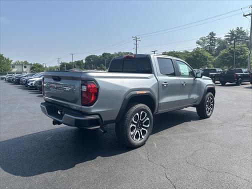 2025 GMC Canyon Base