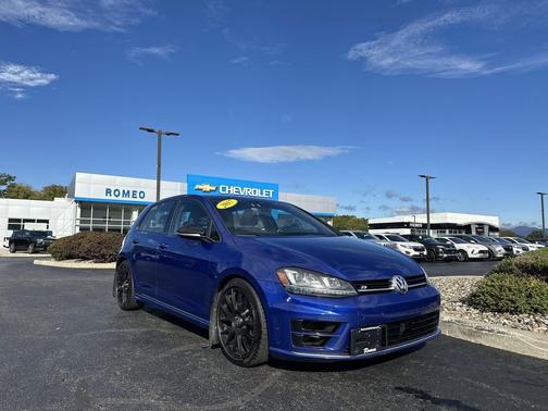 2017 Volkswagen Golf R 2.0T Manual
