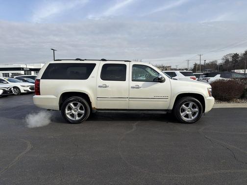 2014 Chevrolet Suburban 1500 LTZ