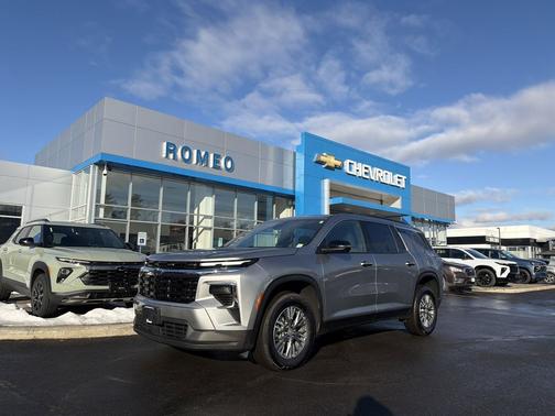 2025 Chevrolet Traverse LT