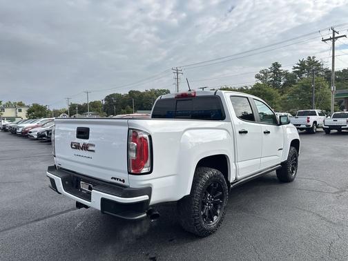 2022 GMC Canyon AT4