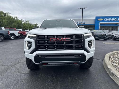 2025 GMC Canyon Base