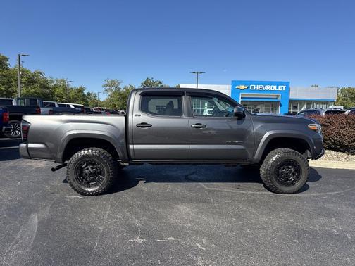 2018 Toyota Tacoma SR5