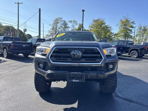 2018 Toyota Tacoma SR5