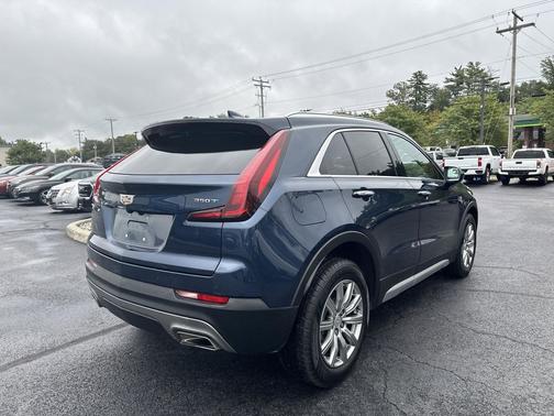 2020 Cadillac XT4 Premium Luxury