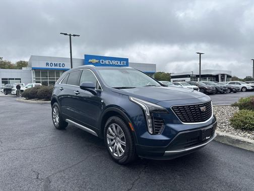 2020 Cadillac XT4 Premium Luxury