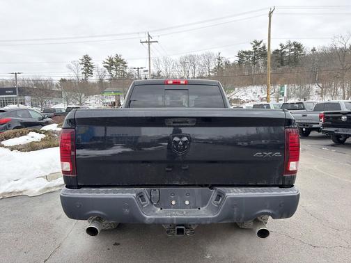 2020 RAM 1500 Classic Warlock Quad Cab 4x4 6'4' Box