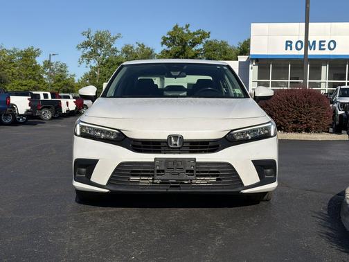 Platinum White Pearl 2022 Honda Civic EX