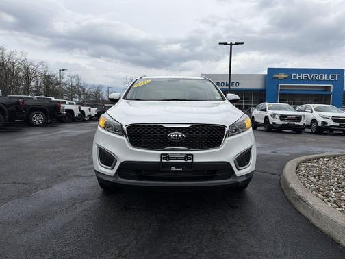 2017 Kia Sorento LX