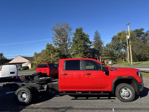 2025 GMC Sierra 3500 Base