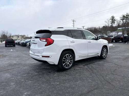 2022 GMC Terrain Denali