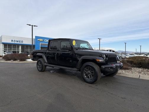 2022 Jeep Gladiator Sport S