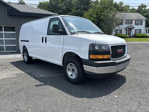 2025 GMC Savana 2500 Work Van