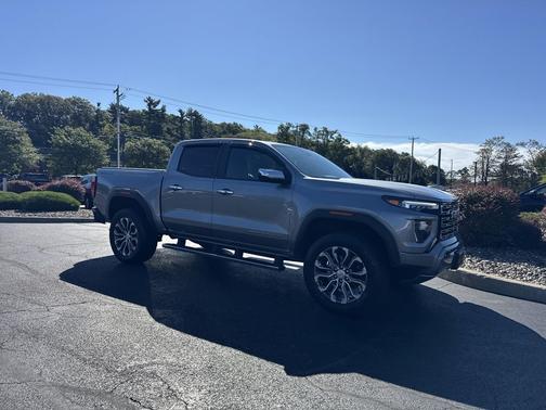 2023 GMC Canyon Denali