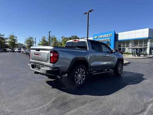 2023 GMC Canyon Denali
