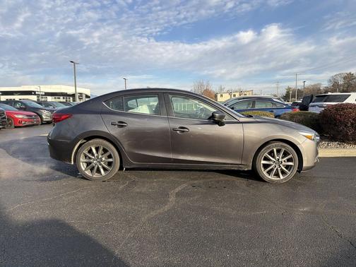 2018 Mazda Mazda3 Touring