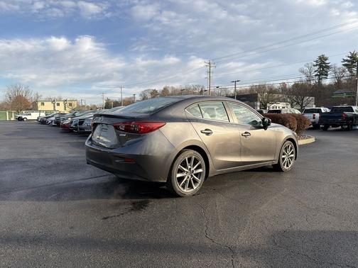 2018 Mazda Mazda3 Touring