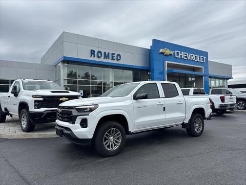 2025 Chevrolet Colorado WT