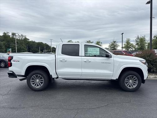2025 Chevrolet Colorado WT