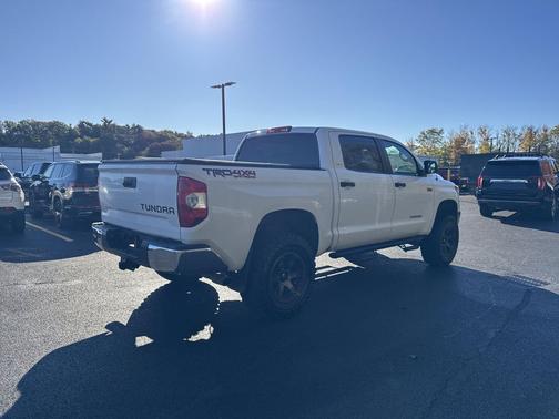 2019 Toyota Tundra SR5