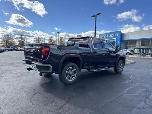 2026 GMC Sierra 2500 SLE