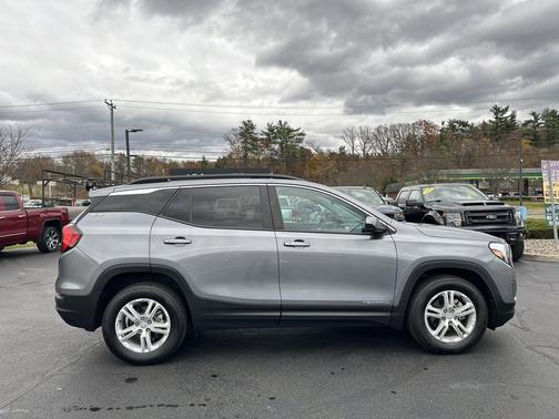 2021 GMC Terrain SLE