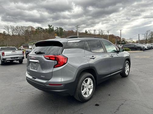 2021 GMC Terrain SLE