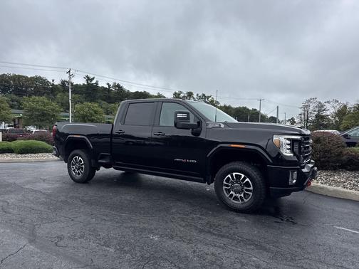 2023 GMC Sierra 2500 AT4