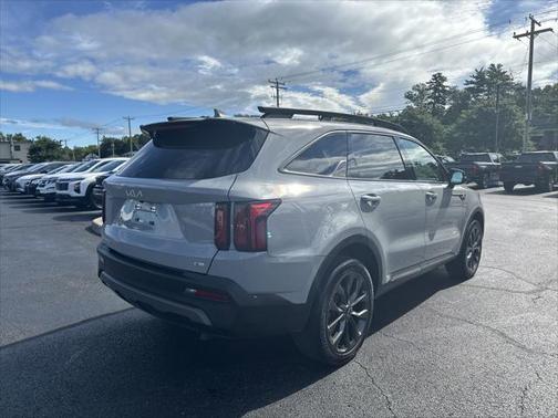2023 Kia Sorento EX
