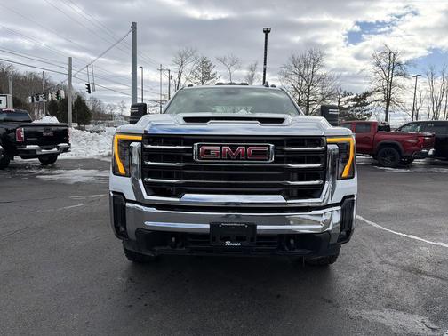 2024 GMC Sierra 2500 SLE
