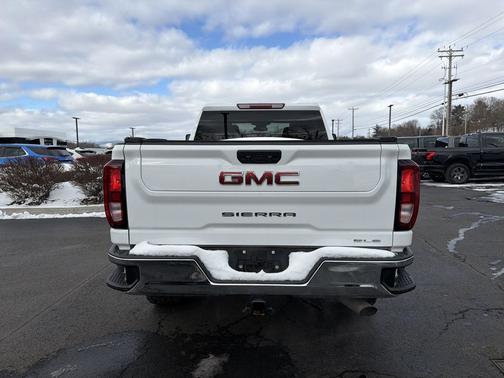 2024 GMC Sierra 2500 SLE