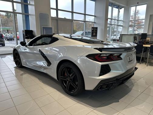 2026 Chevrolet Corvette Stingray w/3LT