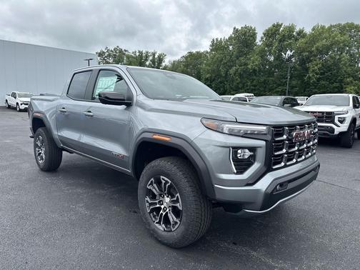 2025 GMC Canyon AT4