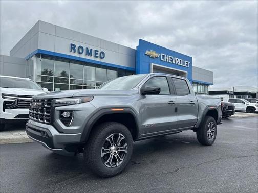 2025 GMC Canyon Base
