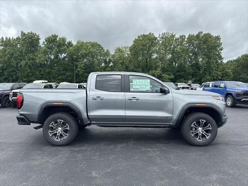 2025 GMC Canyon Base