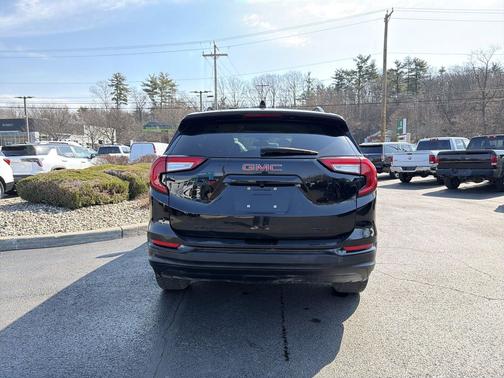 Ebony Twilight Metallic 2023 GMC Terrain SLE