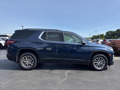 2023 Chevrolet Traverse LT Leather